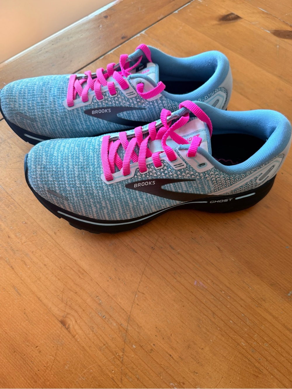 Brooks Ghost Women's Running Shoes - Light Blue with Pink Accents